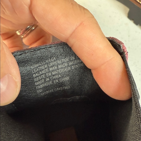 Caslon Miller Water Resistant Chelsea Boot , Burgundy , Sz 6 NWOB - Picture 9 of 10